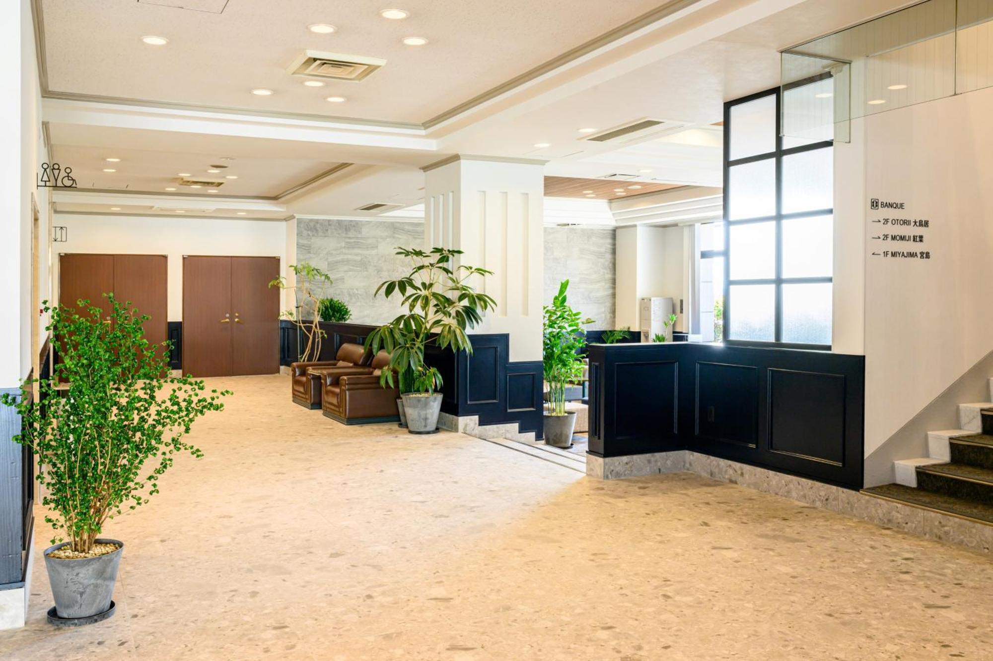 Miyajima Coral Hotel Hatsukaichi Bagian luar foto